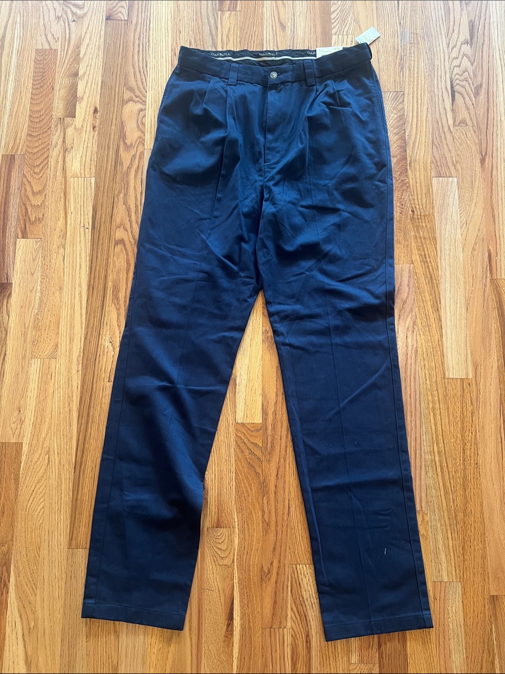 Men's Navy Pleated Chinos - Classic Tailored Fit